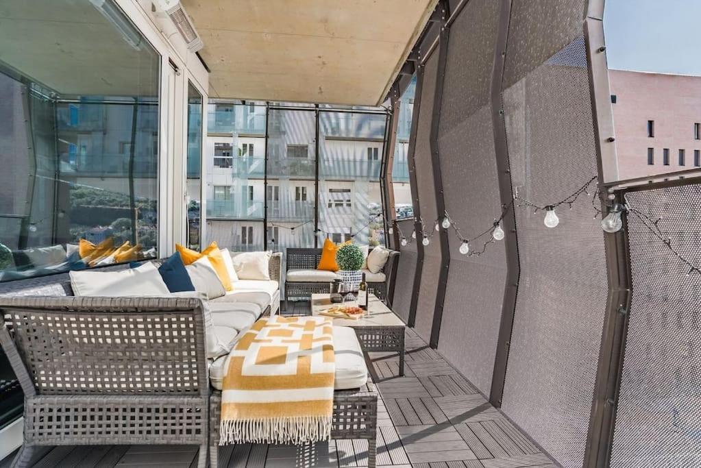 Spacious Modern 2Br Apartment At Central Oslo Barcode Bagian luar foto