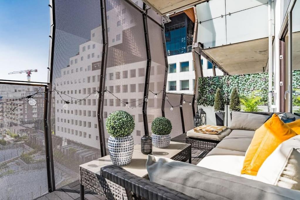 Spacious Modern 2Br Apartment At Central Oslo Barcode Bagian luar foto